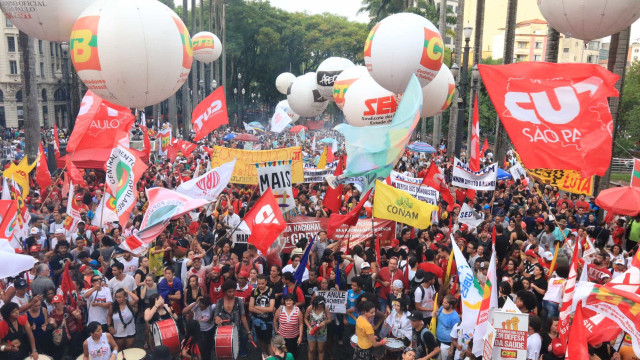 Centrais sindicais mantêm comemorações no 1º de maio