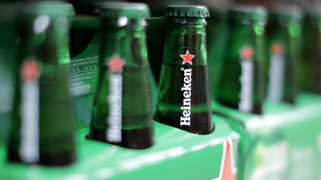 Heineken tem prejuízo de 204 milhões de euros em 2020