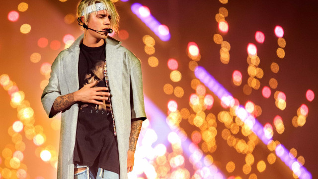 Justin Bieber admite que "desvalorizou" os problemas das mulheres