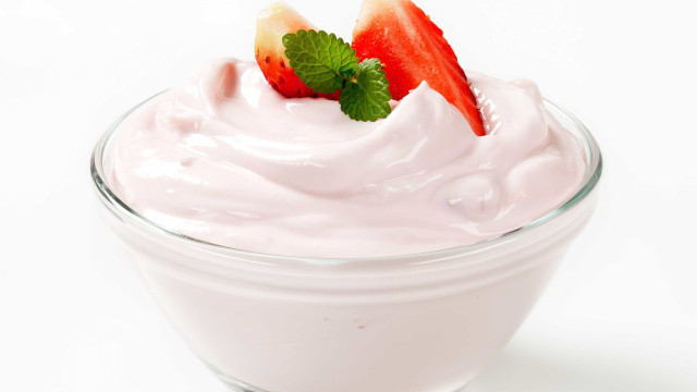 Confira uma receita de iogurte tipo "petit suisse", ideal para crianças