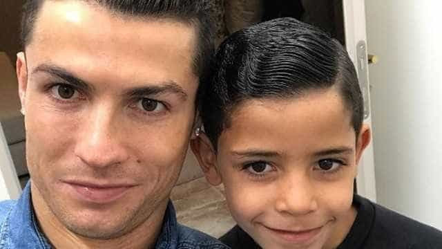 Cristiano Ronaldo está "grávido" de gêmeos