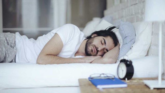 20 formas de perder peso enquanto dorme
