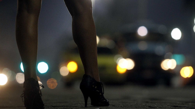 Caso de prostituta infectada causa pânico em localidades da Itália