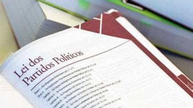 Aval para desfiliação sem perda de mandato preocupa partidos