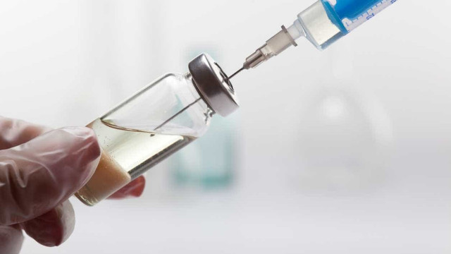 Japão vai desperdiçar milhões de doses de vacina por falta de seringas