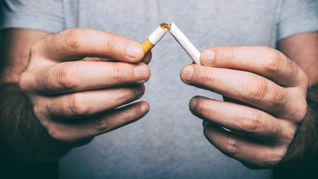 Três semanas sem fumar já traz benefícios para pulmão e circulação