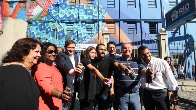 Escola ganha primeiro grafite gigante do projeto 'Rio Big Walls'