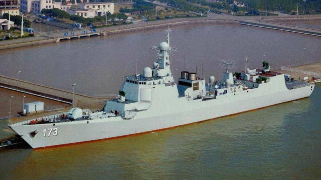 China envia pela primeira vez navios para
exercícios no Báltico