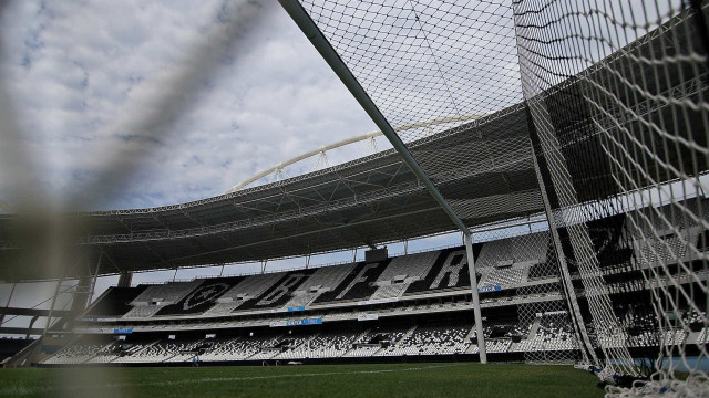Botafogo empata com Madureira, fica em 2º e encara o Fla na semi