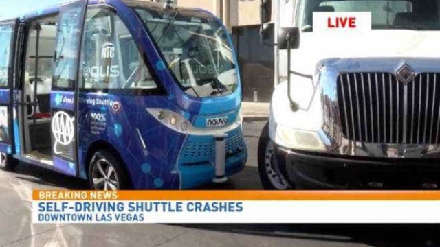 Ônibus autônomo sofre acidente em 1º dia de operação em Las Vegas