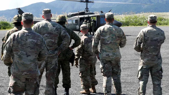 
                    Pentágono diz que 6 dias de guerra já custaram bilhões aos EUA, diz jornal
                