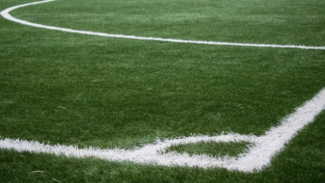 
                    Fifa tira spray dos árbitros na Copa após batalha com inventor brasileiro
                