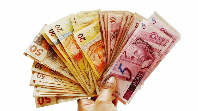 Salário mínimo ideal deveria ser R$ 5,9 mil, diz Dieese
