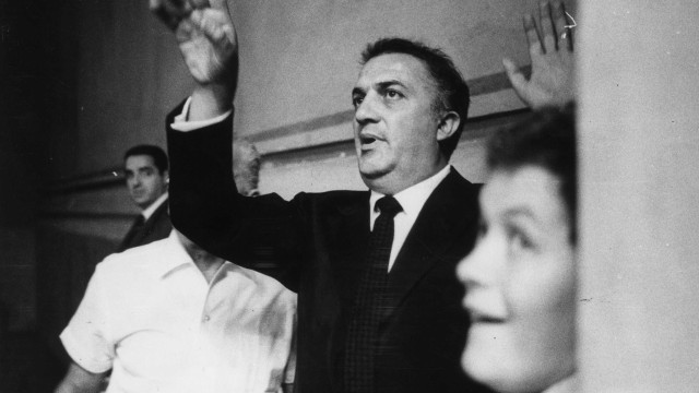 Cinema preferido de Fellini é reaberto na Itália
