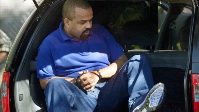 
                    Beira-Mar nega ser número 1 do CV e atribui fama a episódio em presídio
                