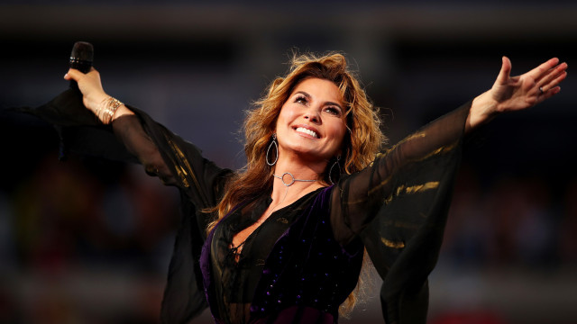 Shania Twain diz que quase morreu de covid-19