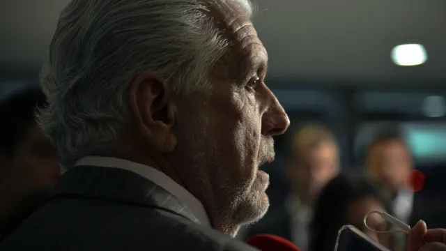 
                    Jaques Wagner nega repasses do Master e diz que Augusto Lima intermediaria compra de imóvel
                