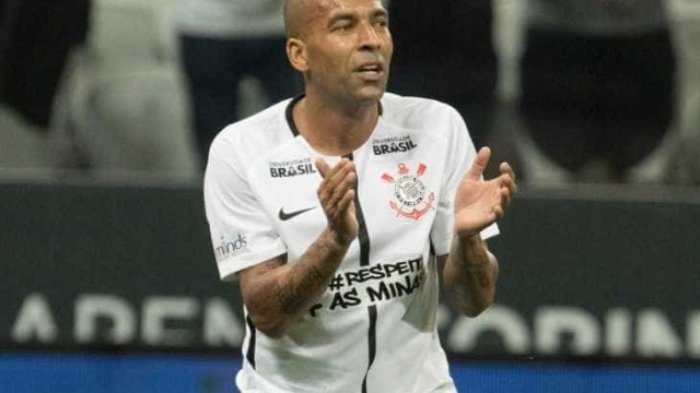 Sheik se torna o jogador mais velho a marcar um gol pelo Corinthians