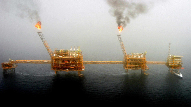 OPEP se divide sobre preço do petróleo para evitar ameaça do xisto