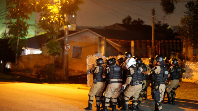 Operação policial em Curitiba deixa oito pessoas mortas