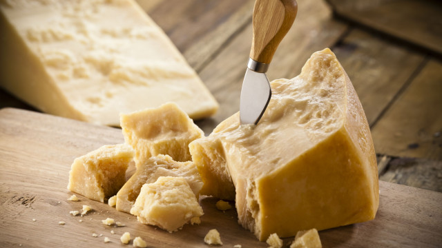 Dores de cabeça? Evite estes quatro alimentos e bebidas
