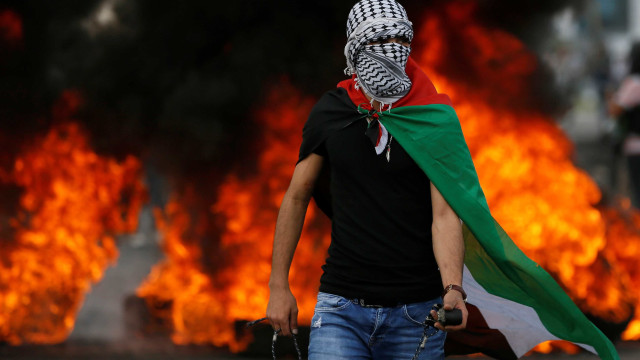 Palestinos fazem 'Marcha do Retorno' após massacre em Gaza