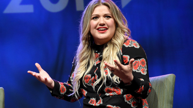 Kelly Clarkson é condenada a pagar pensão de R$ 1 milhão ao ex-marido