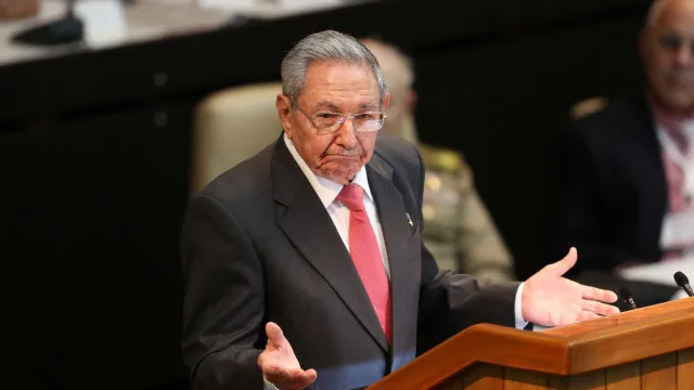 
                    Governo Trump indicia Raúl Castro, ex-presidente de Cuba
                