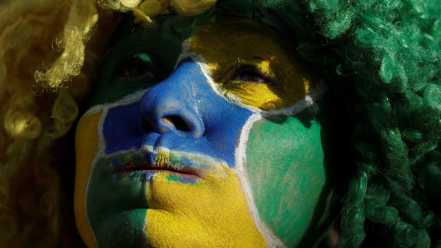 Presidente do Equador tenta liberação de público para jogo contra o Brasil