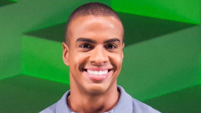 'Pediria em casamento', afirma Ana Maria ao dar cantada em Thiago Oliveira