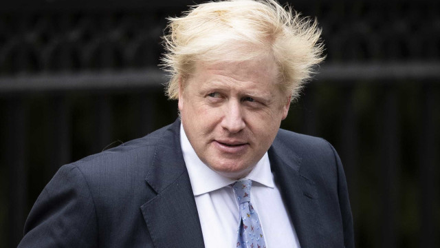 Em meio a crises, Boris luta contra rótulo de incompetente