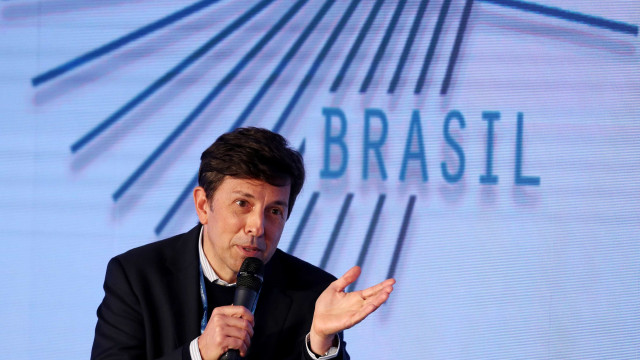 Integrantes do novo pedem expulsão de Amoedo após ele declarar voto em Lula