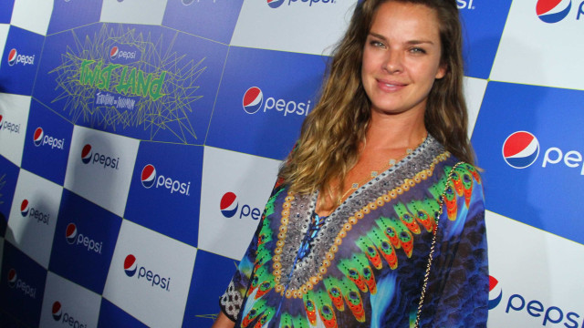 Letícia Birkheuer rebate ex-marido e diz que filho 'estava sim no dia da agressão'