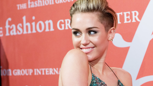 Miley Cyrus diz que dedicará show no Lollapalooza a Taylor Hawkins