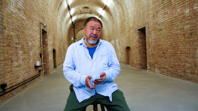 Ai Weiwei inaugura no Brasil maior mostra de sua carreira