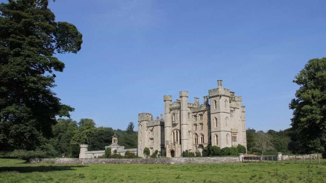 Férias na realeza: cinco castelos que podem ser alugados por temporada