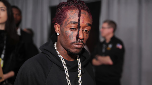Fãs arrancam diamante implantado na testa de rapper Lil Uzi Vert