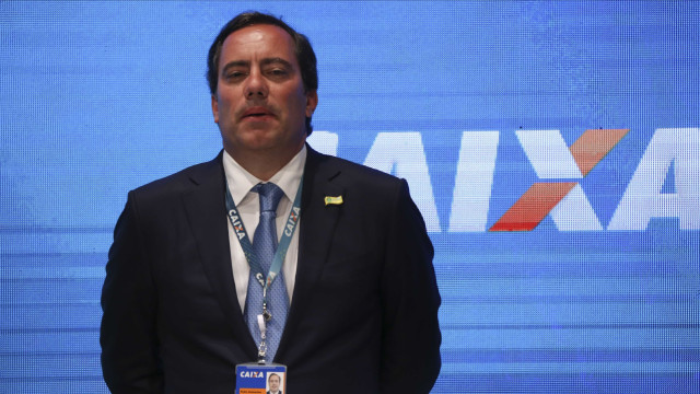 'Estou com vontade de você', disse presidente da Caixa, segundo funcionária