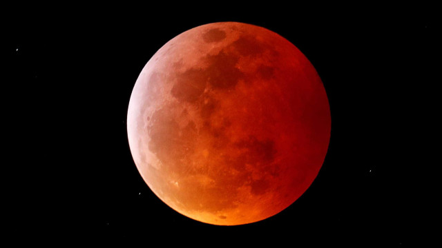 Meteorito é flagrado atingindo a Lua durante último eclipse; vídeo! 