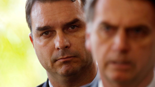 STF mantém foro especial de Flávio Bolsonaro e anula provas no caso 'rachadinha'
