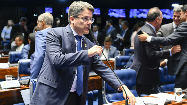 CPI da Covid: Vieira diz que Pazuello não entendeu missão de salvar vidas