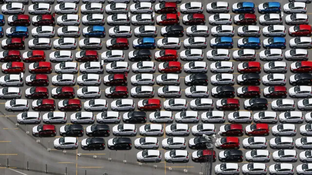 
                    Vendas de veículos sobem 19% e têm melhor mês de abril em 12 anos, revela Fenabrave
                