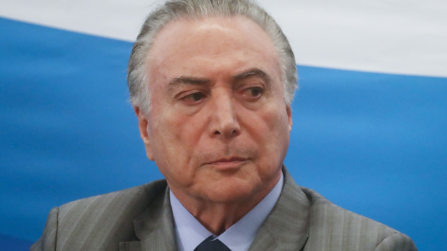 Temer rebate Bolsonaro e diz que foi presidente quem telefonou para ele