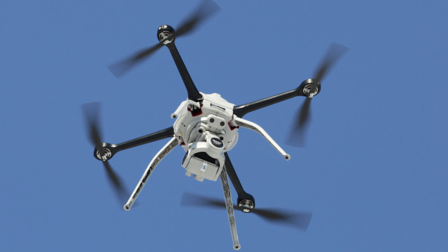 Uso de drones se diversifica e inclui até transporte de sêmen na granja
