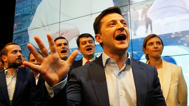 Humorista Zelensky vence eleição presidencial na Ucrânia