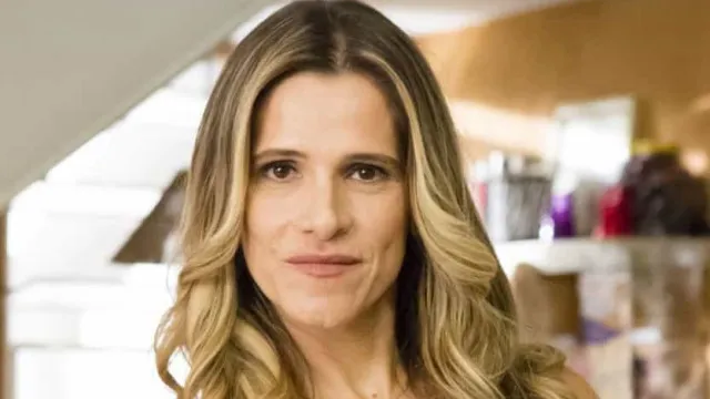 
                    Ingrid Guimarães vira alvo de confusão com flamenguistas após admitir não saber quem é Arrascaeta
                