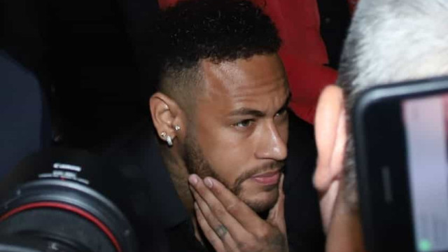 Neymar culpa modelo por marcas em seu corpo: 'Você pedia mais'