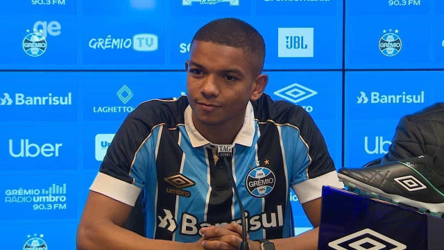 David Braz chega ao Grêmio e exalta 'concorrência boa' na defesa