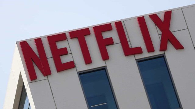 Netflix volta atrás e mostra interesse em lançar subscrição com anúncios
