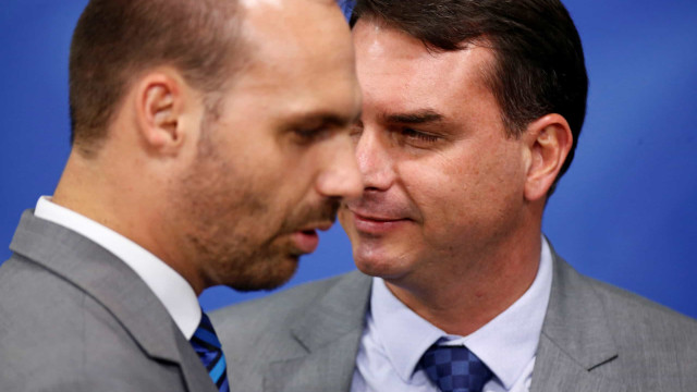 Bolsonaro impõe sigilo de cem anos sobre acesso dos filhos ao Planalto